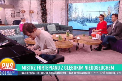 Grzegorz Płonka w studio TVP1